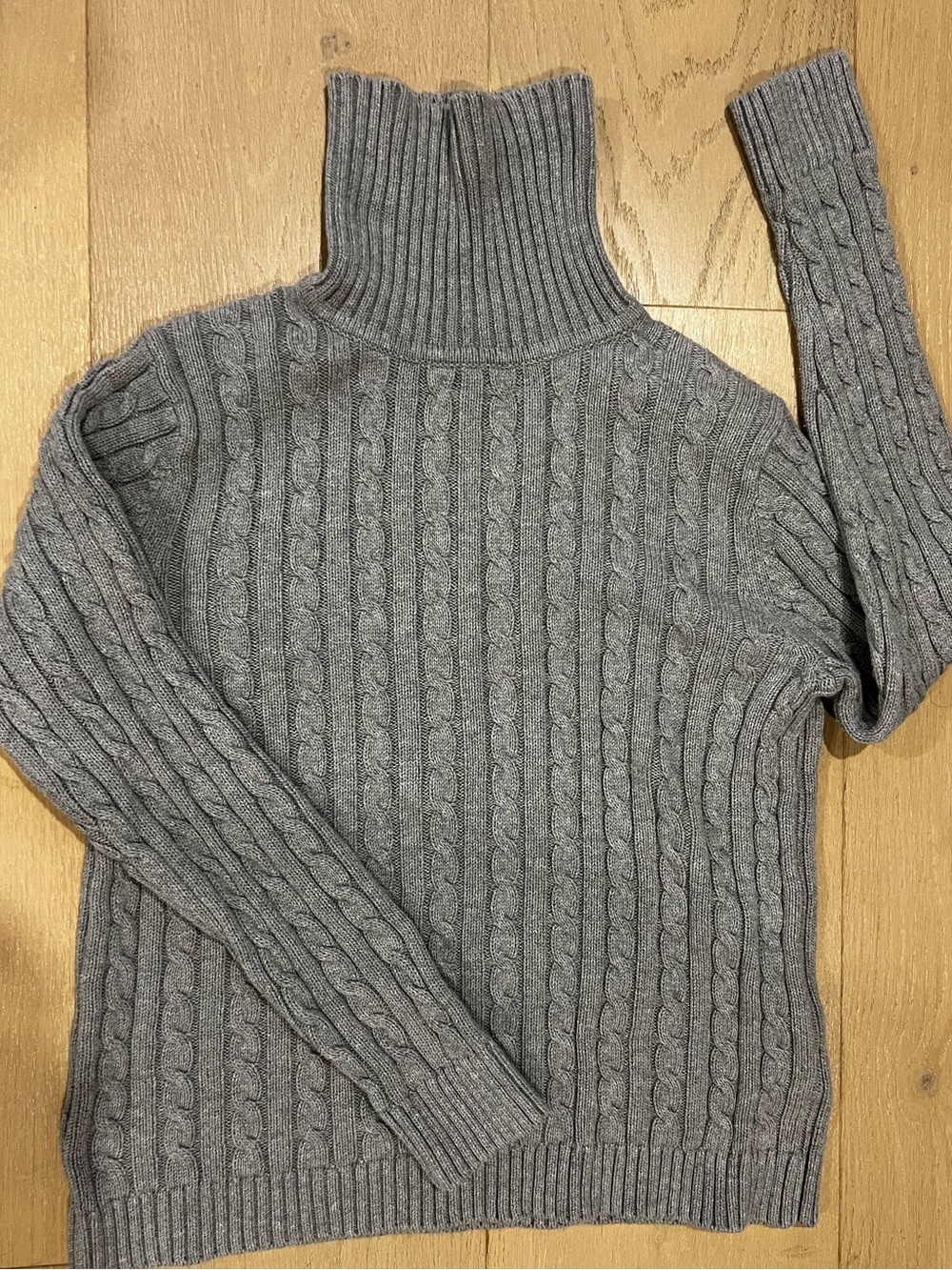 L.L. Bean Gray 100% Cotton Cable Knit Turtleneck Sweater Size L